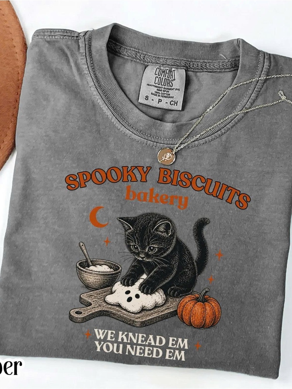 Gray Cat Graphic Tee with Orange Bakery Print